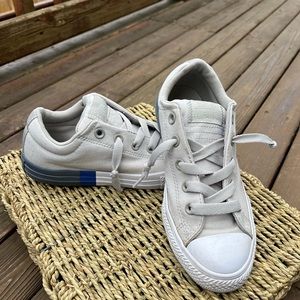 Junior Converse All Star Ivory size 3.5  6Y Women's 5.5